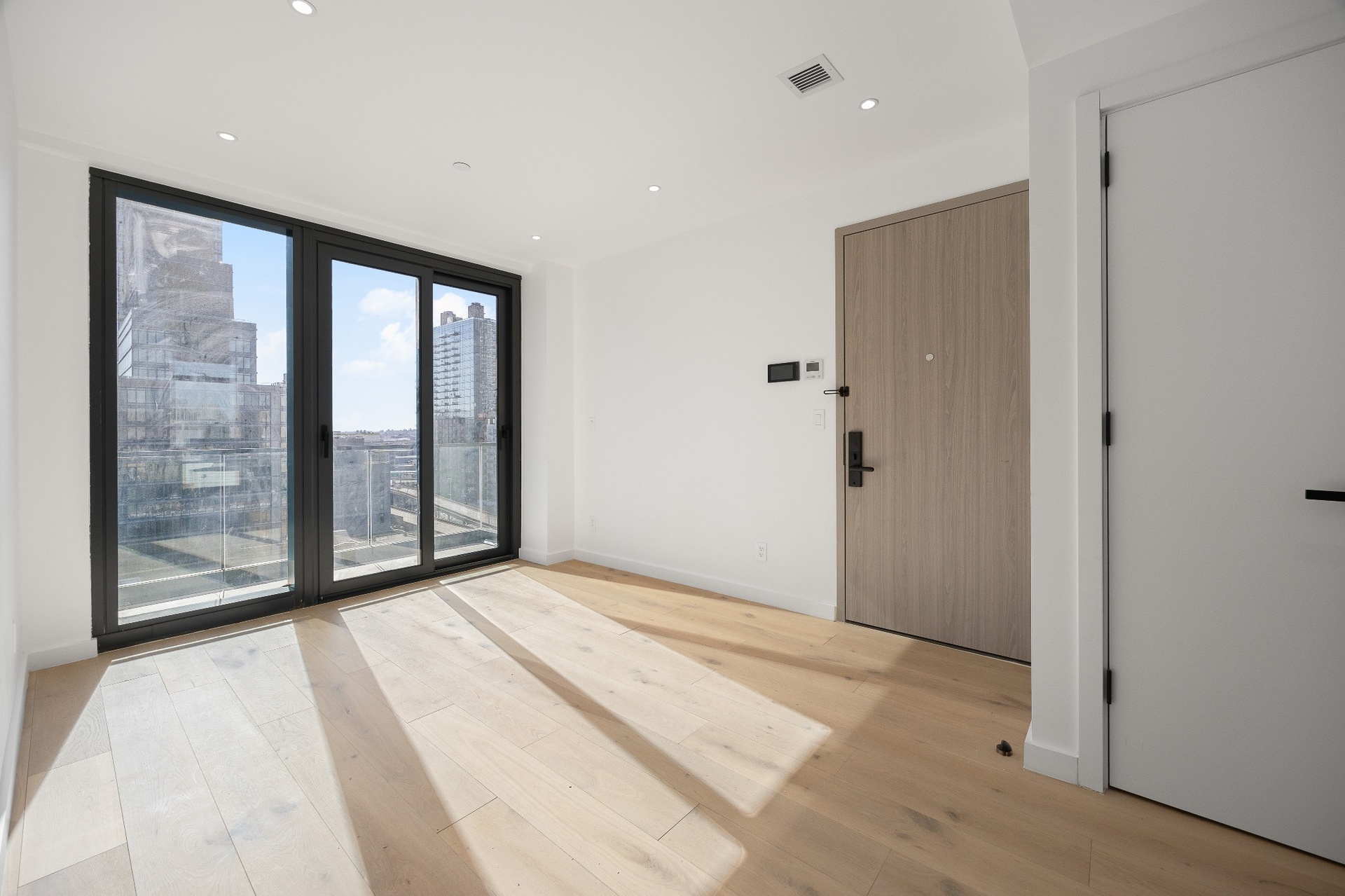 #1 photo, Long Island City, Long Island City , NY 11101