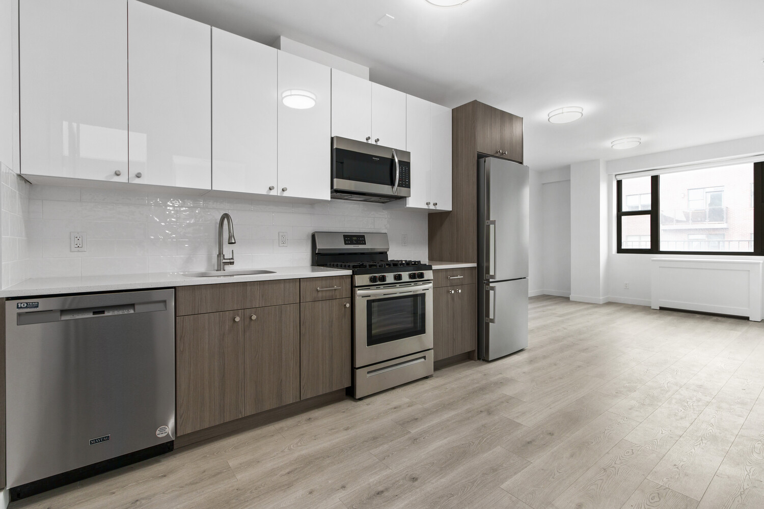 #3 photo, 31-07 38TH Avenue, Long Island City , NY 11101