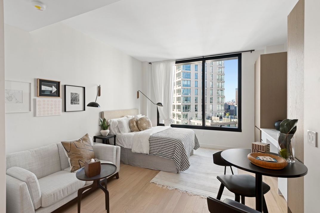 #1 photo, 45-30 Pearson Street, Long Island City , NY 11101