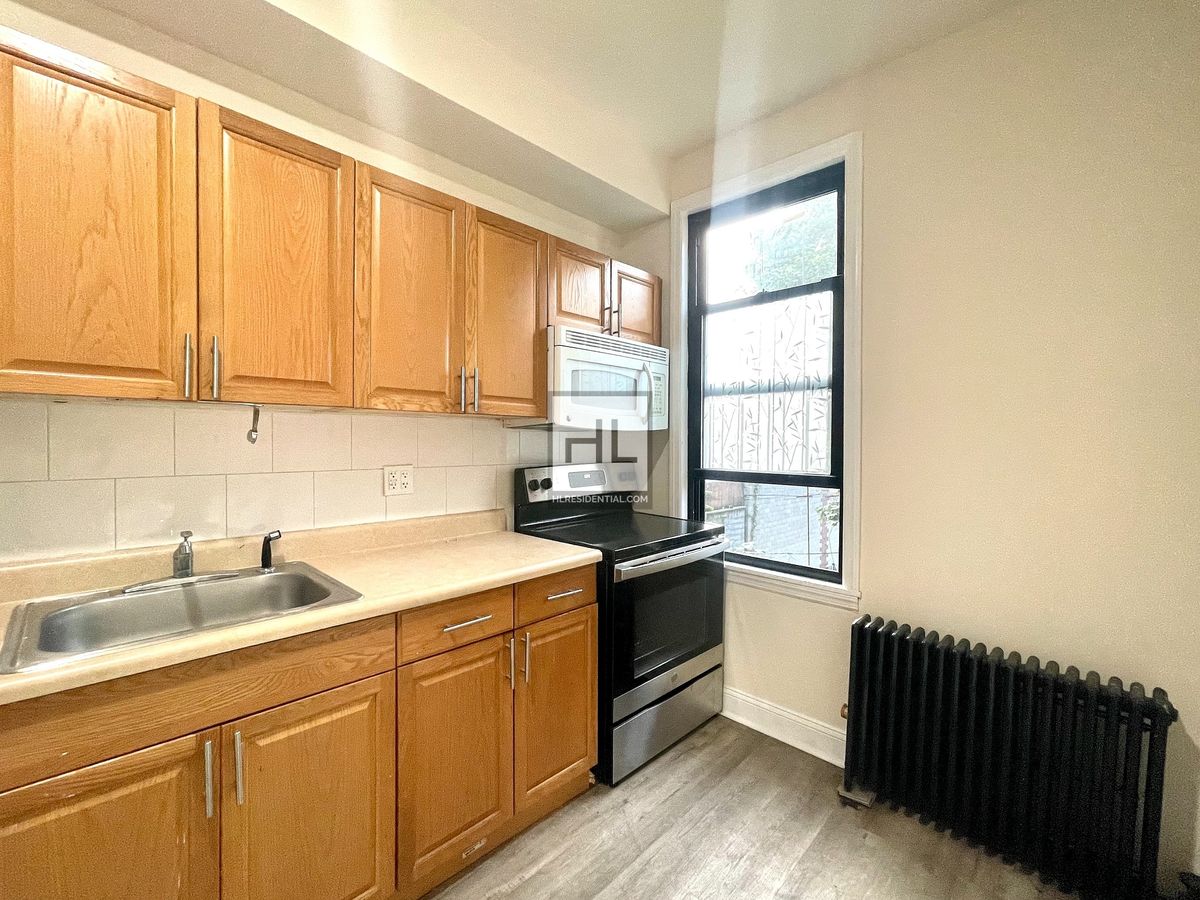 #6 photo, 51-28 35th Street, Long Island City , NY 11101