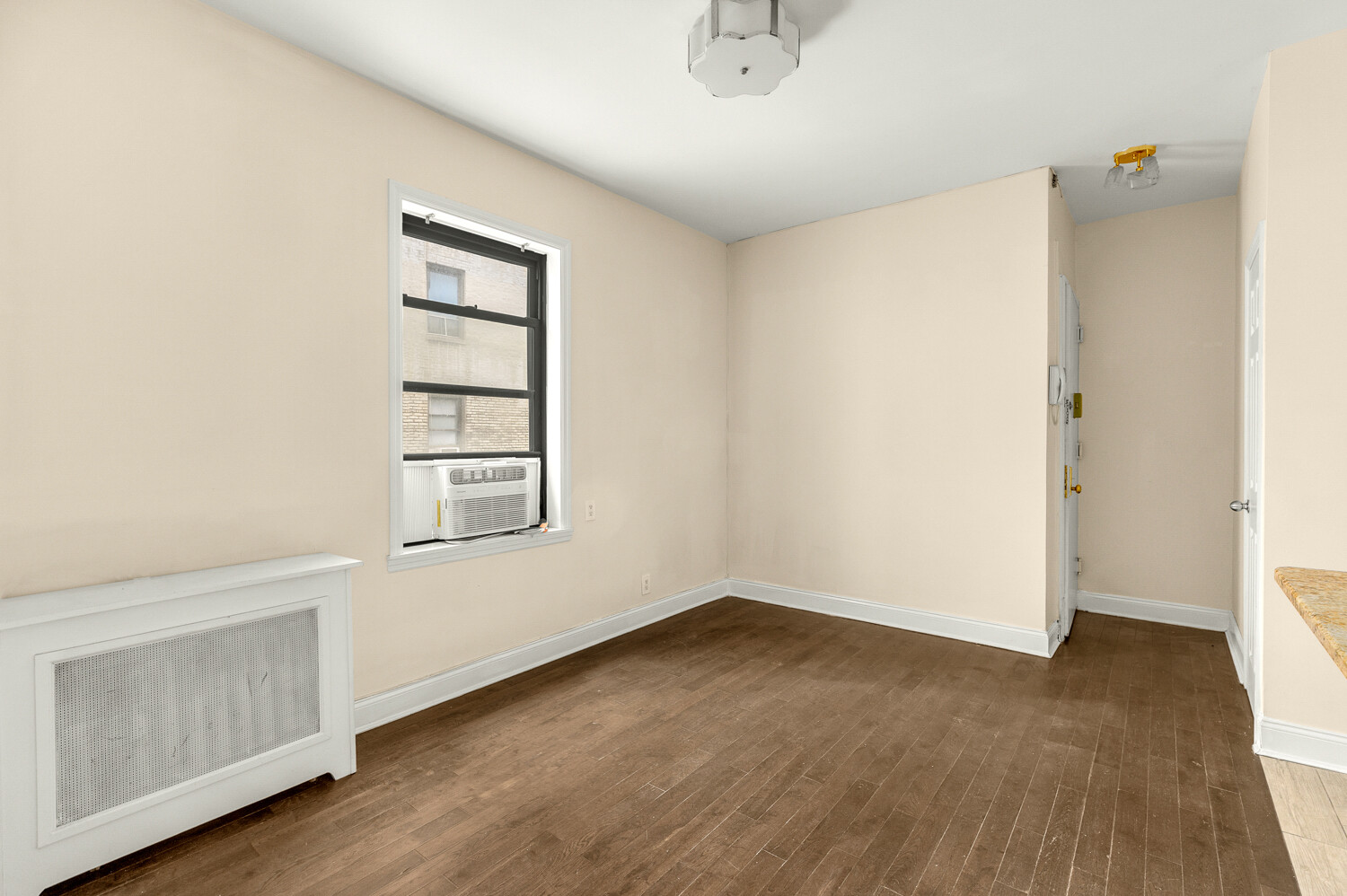 #6 photo, Ditmars Steinway, Ditmars Steinway , NY 11105