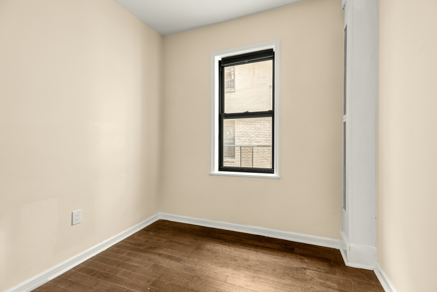#9 photo, Ditmars Steinway, Ditmars Steinway , NY 11105