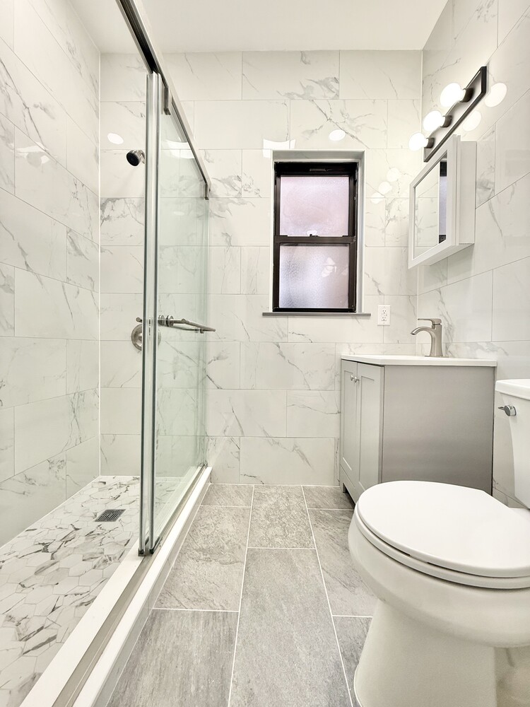 #11 photo, Sunnyside, Sunnyside , NY 11377
