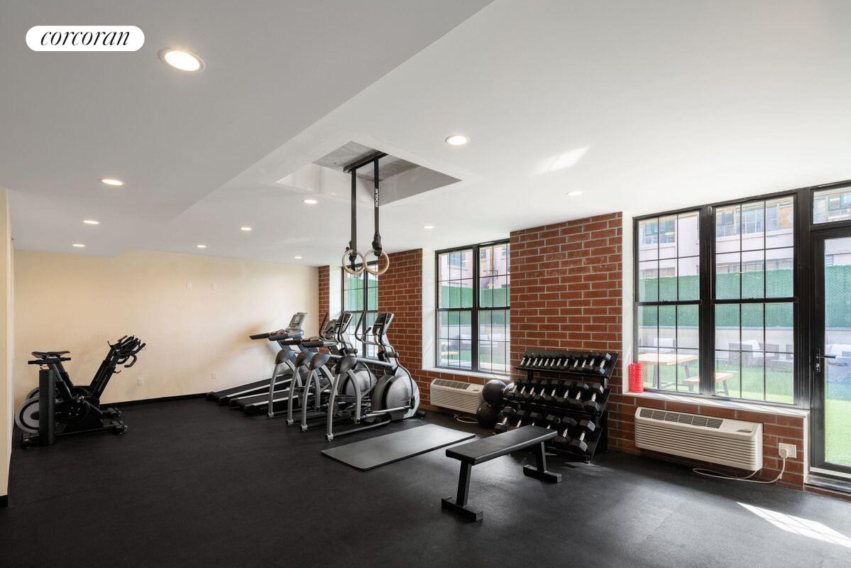 #8 photo, Long Island City, Long Island City , NY 11101
