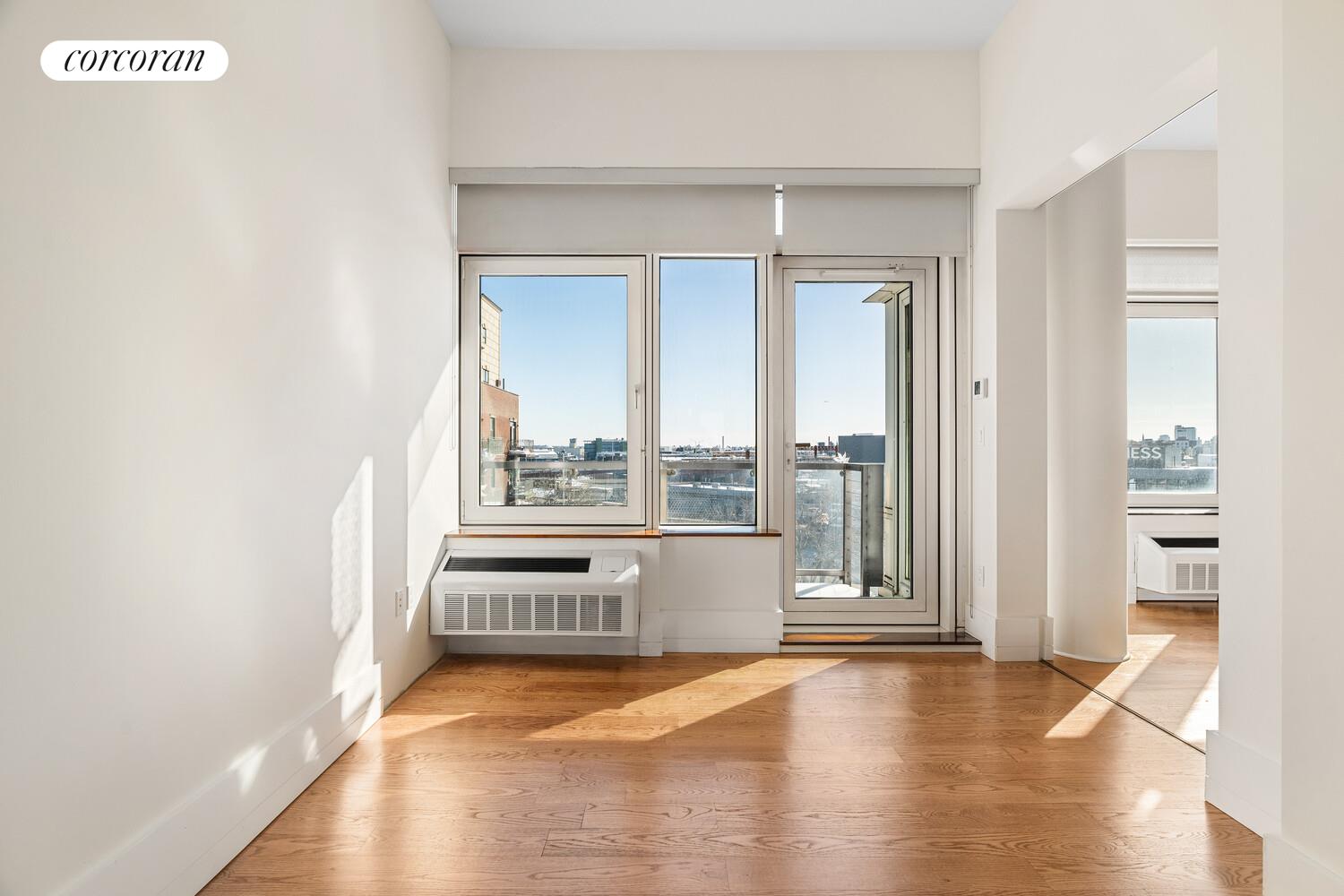 #6 photo, Hunters Point, Hunters Point , NY 11101