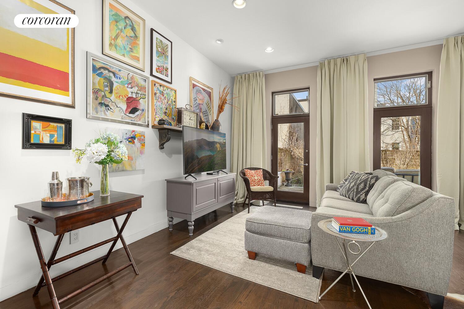 #4 photo, Long Island City, Long Island City , NY 11101