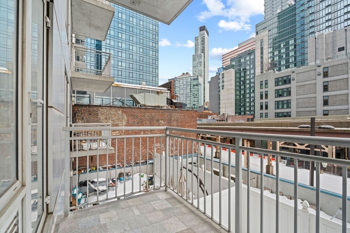 #9 photo, Long Island City, Long Island City , NY 11101
