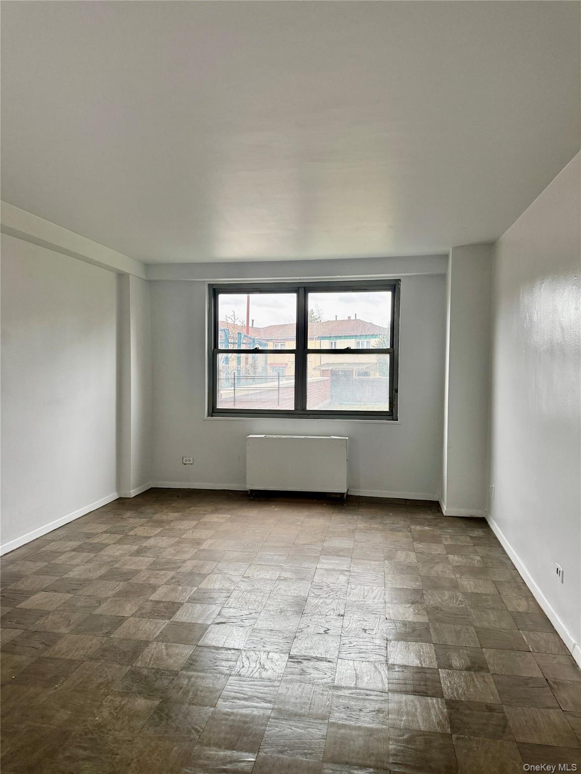 #13 photo, 61-20 Grand Central Parkway, Forest Hills , NY 11375