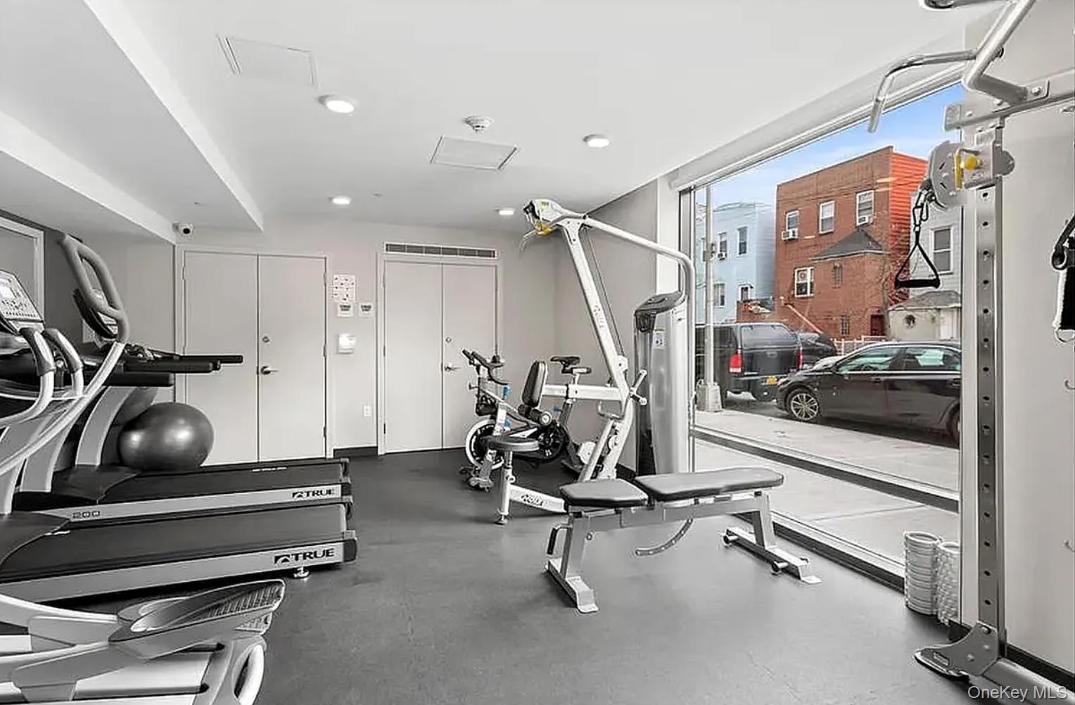 #8 photo, 37-40 27th Street, Long Island City , NY 11101