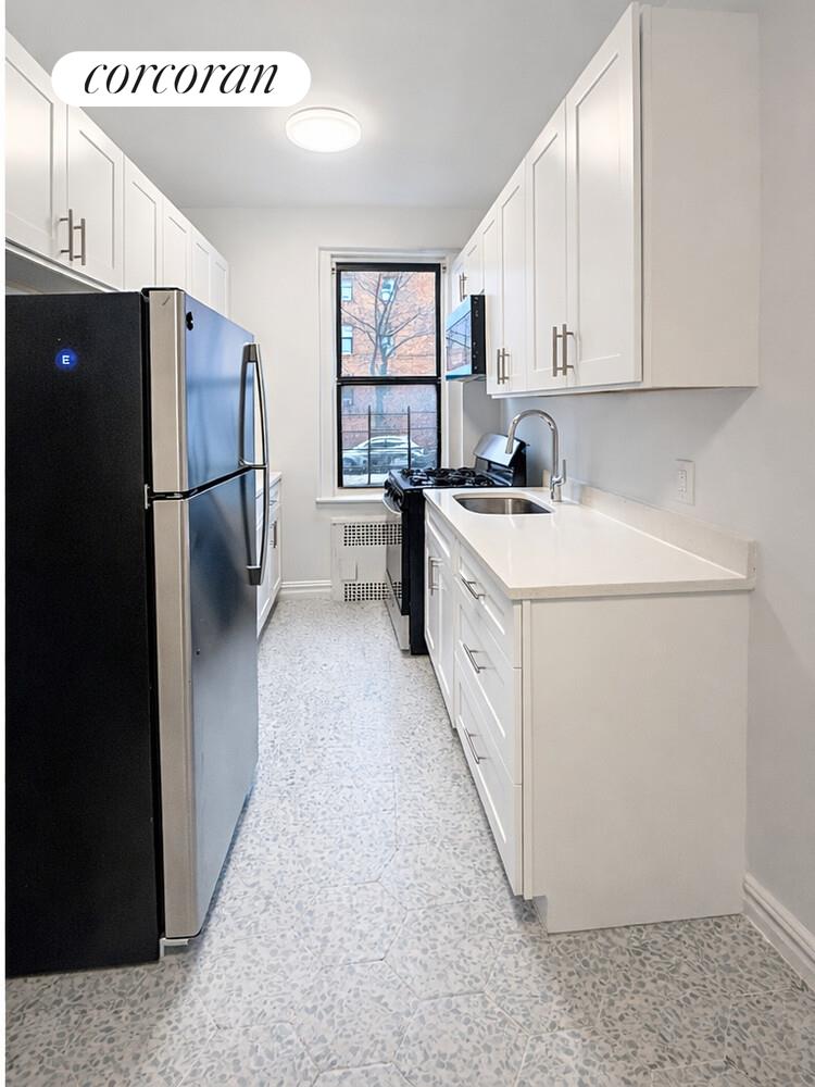 #1 photo, Jackson Heights, Jackson Heights , NY 11372