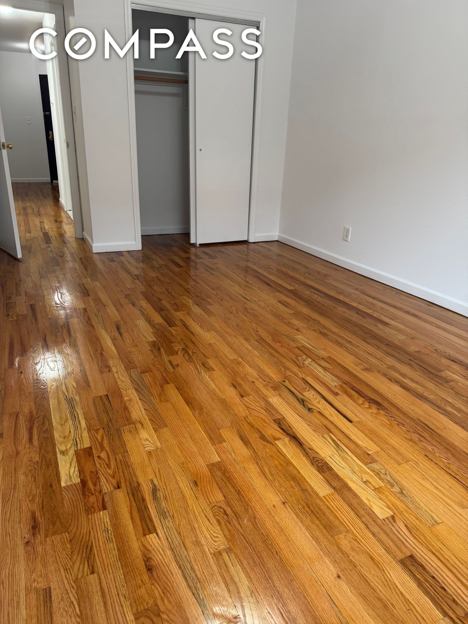 #3 photo, Woodside, Woodside , NY 11377