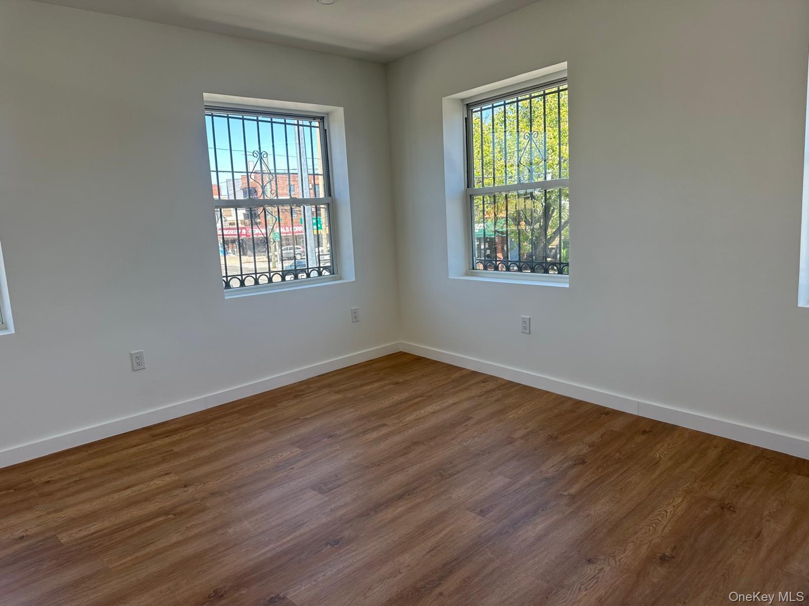 #4 photo, 54-01 108 Street, Corona , NY 11368