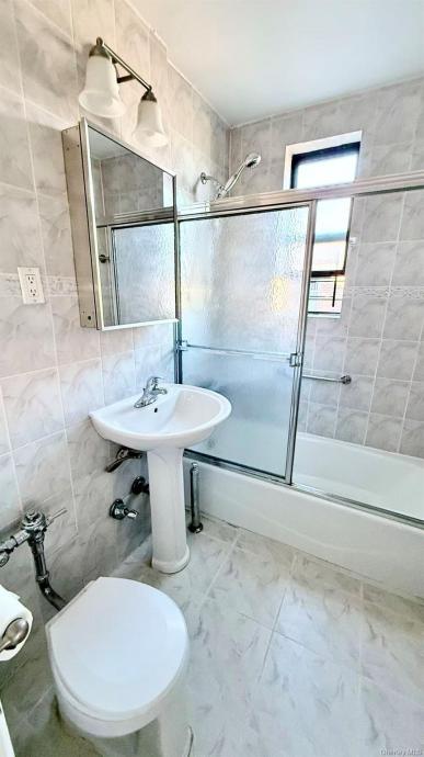 #8 photo, 83-60 Vietor Avenue, Elmhurst , NY 11373