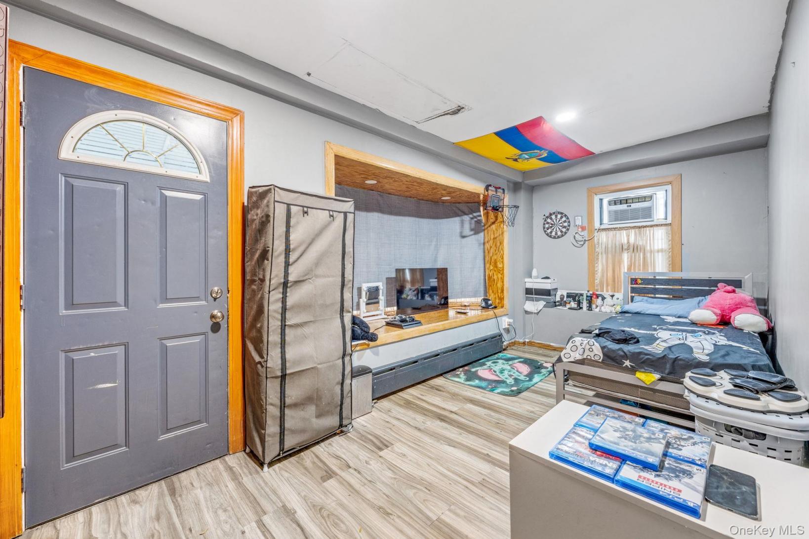 #4 photo, 4239 Elbertson Street, Elmhurst , NY 11373