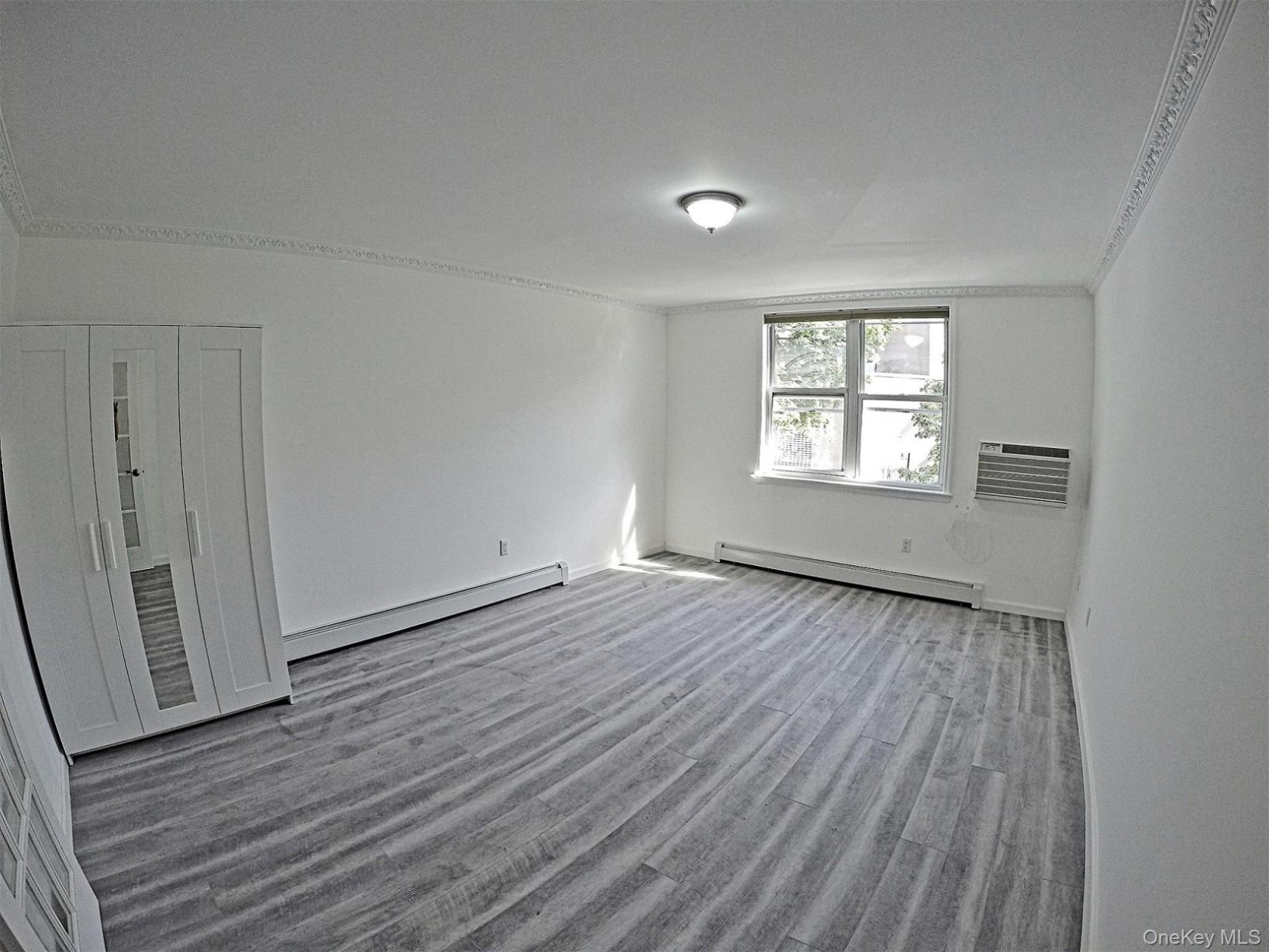 #9 photo, 4024 Aske Street, Elmhurst , NY 11373