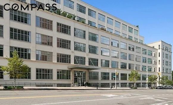 #17 photo, Long Island City, Long Island City , NY 11101