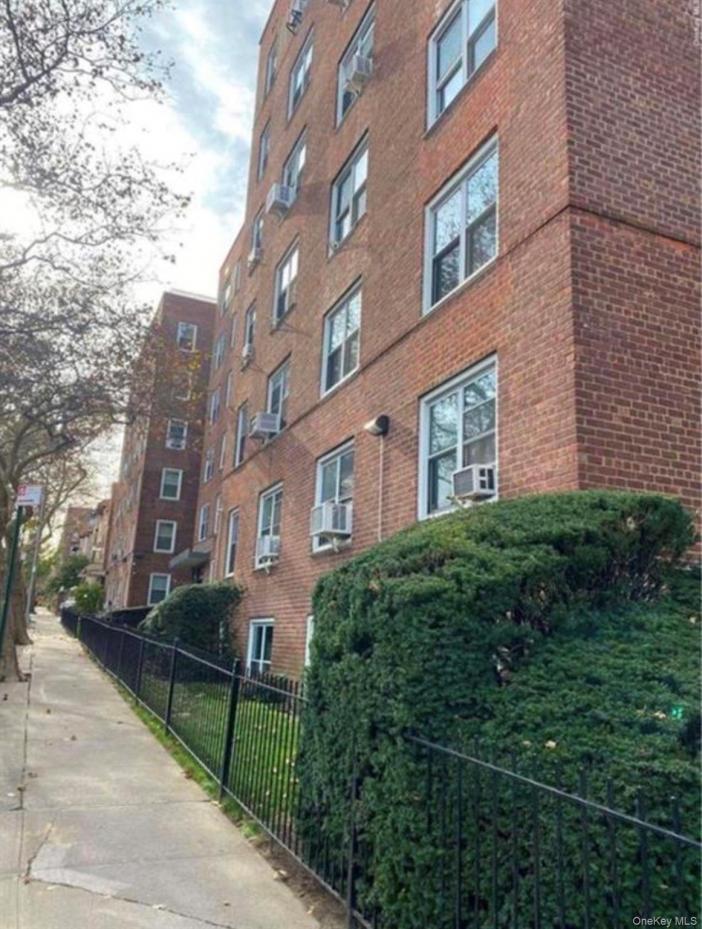 #13 photo, 34-10 75th Street, Jackson Heights , NY 11372
