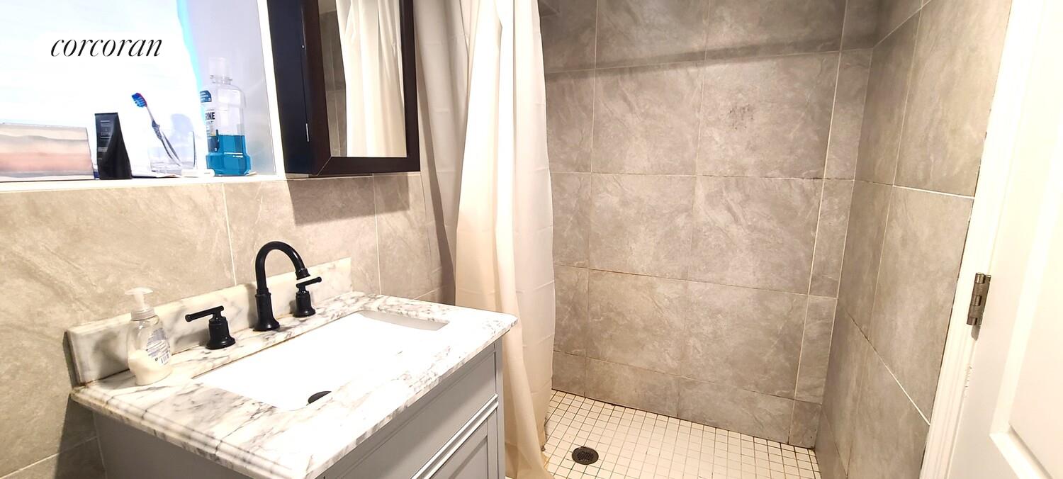 #9 photo, 32-77 46TH Street, Astoria , NY 11103