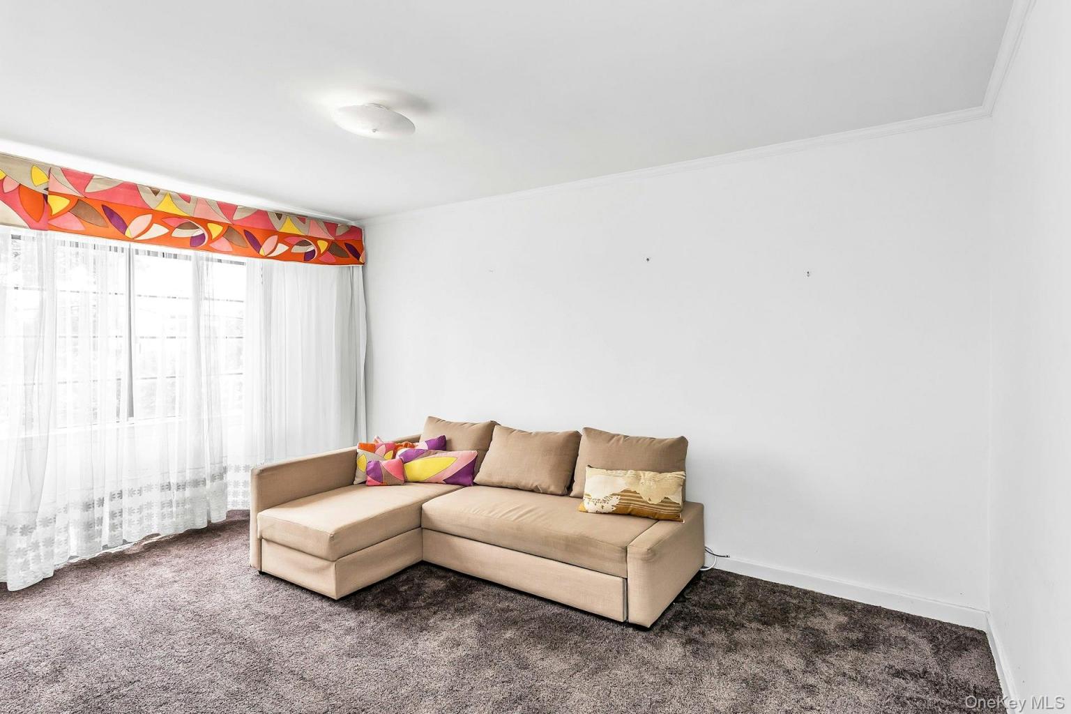 #11 photo, 12-08 152nd Street, Whitestone , NY 11357
