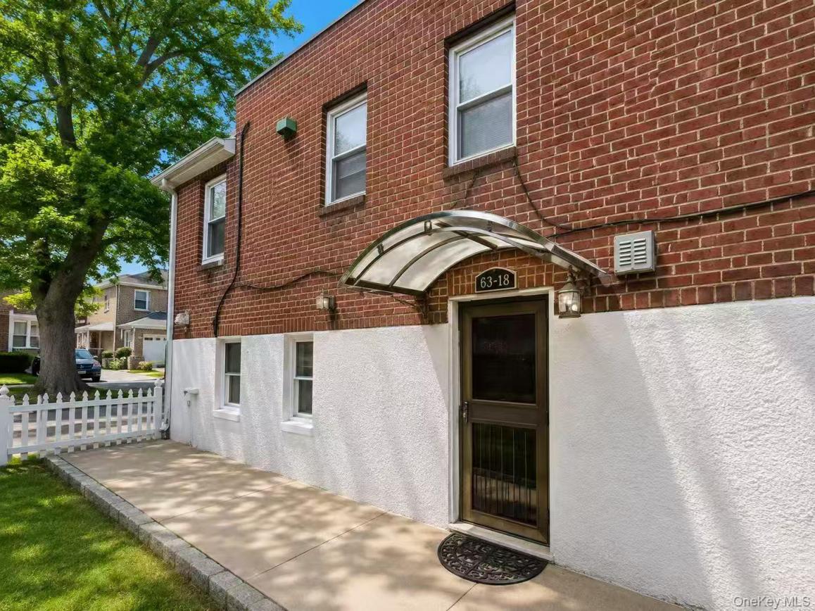 #7 photo, 2039 150th Street, Whitestone , NY 11357
