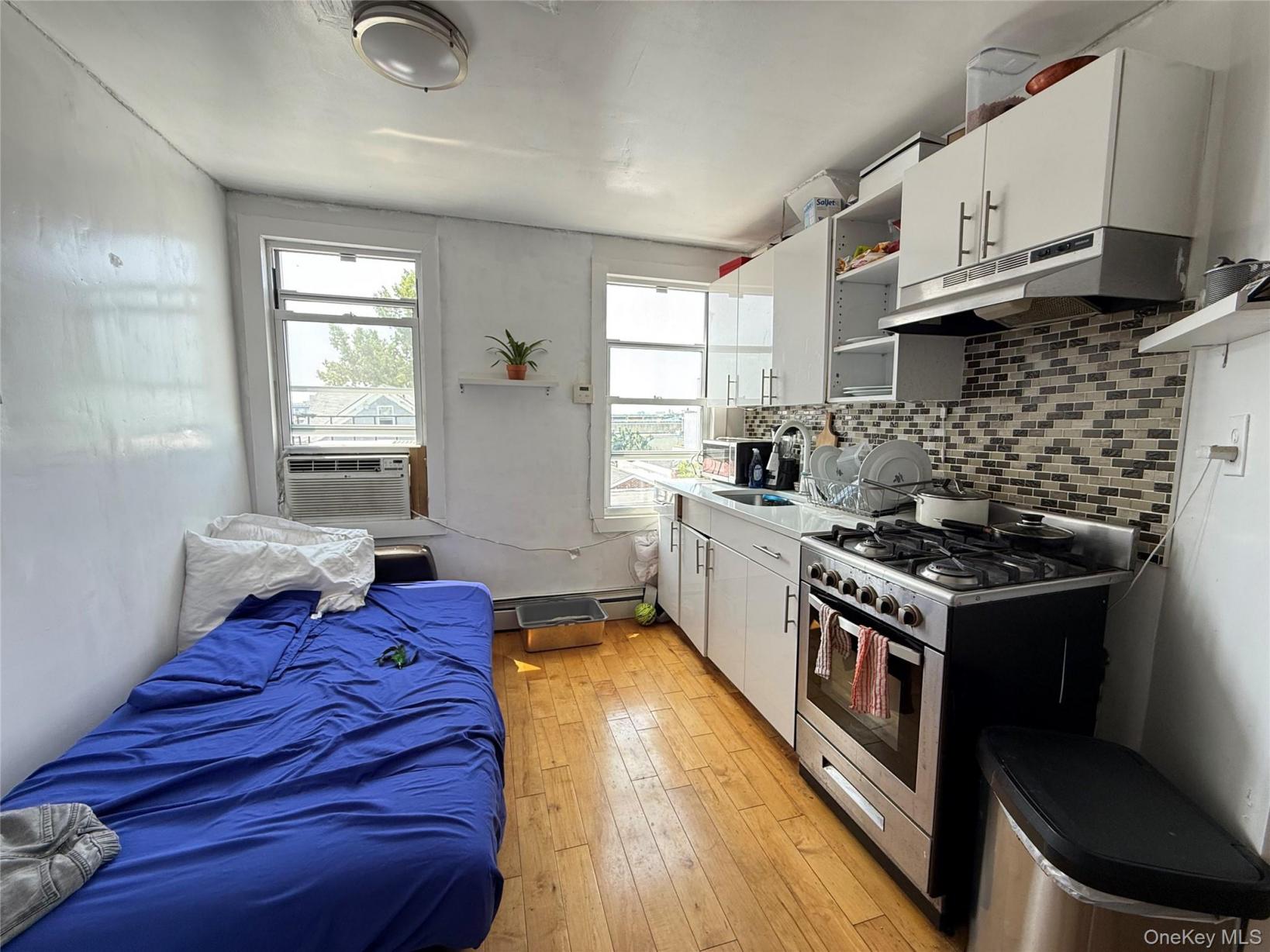 #13 photo, 14-18 114th Street, College Point , NY 11356