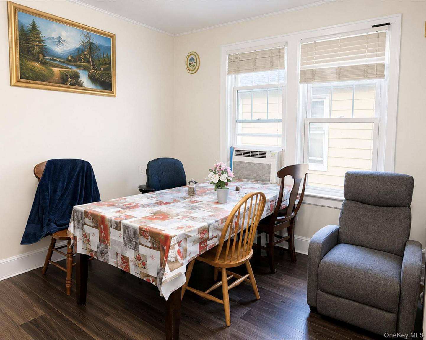 #8 photo, 121-53 6TH Av, Flushing , NY 11356