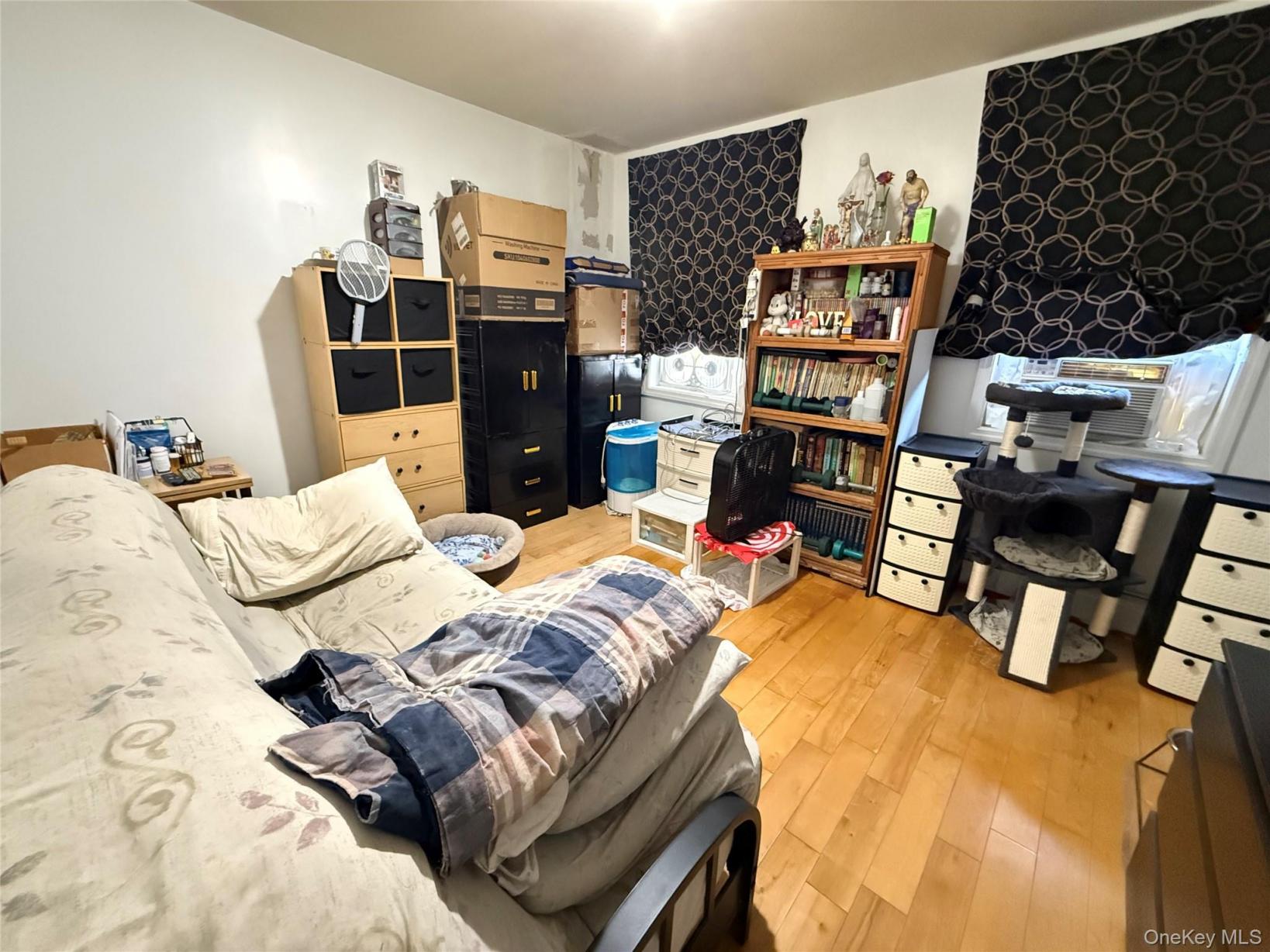 #11 photo, 14-18 114th Street, College Point , NY 11356