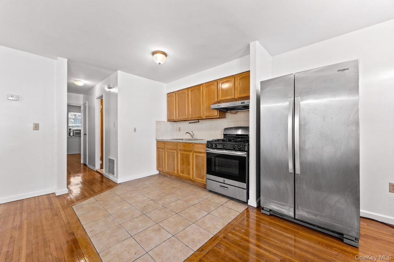 #5 photo, 204-20 45th Drive, Bayside , NY 11361