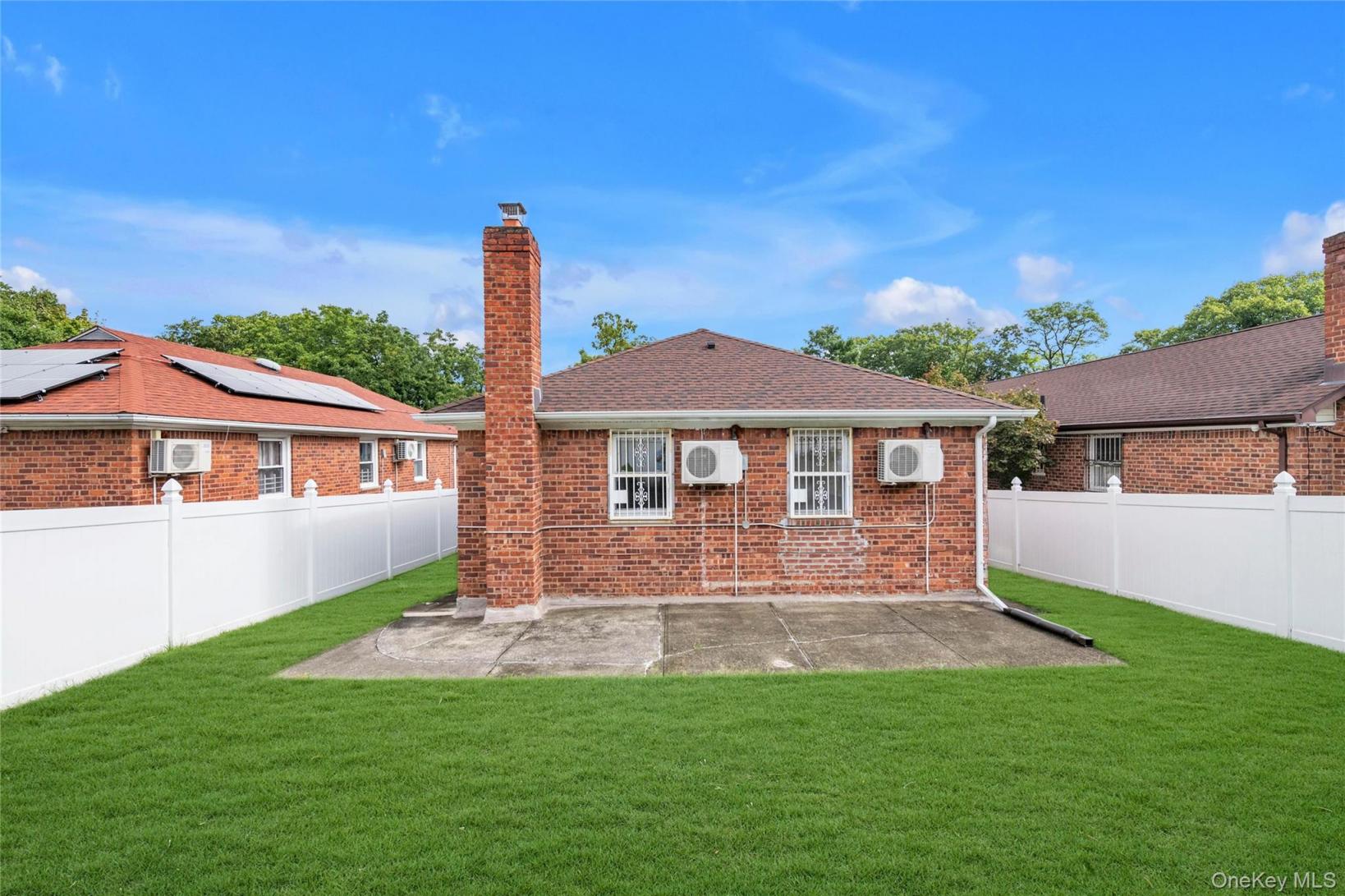 #19 photo, 5012 232nd Street, Bayside , NY 11364