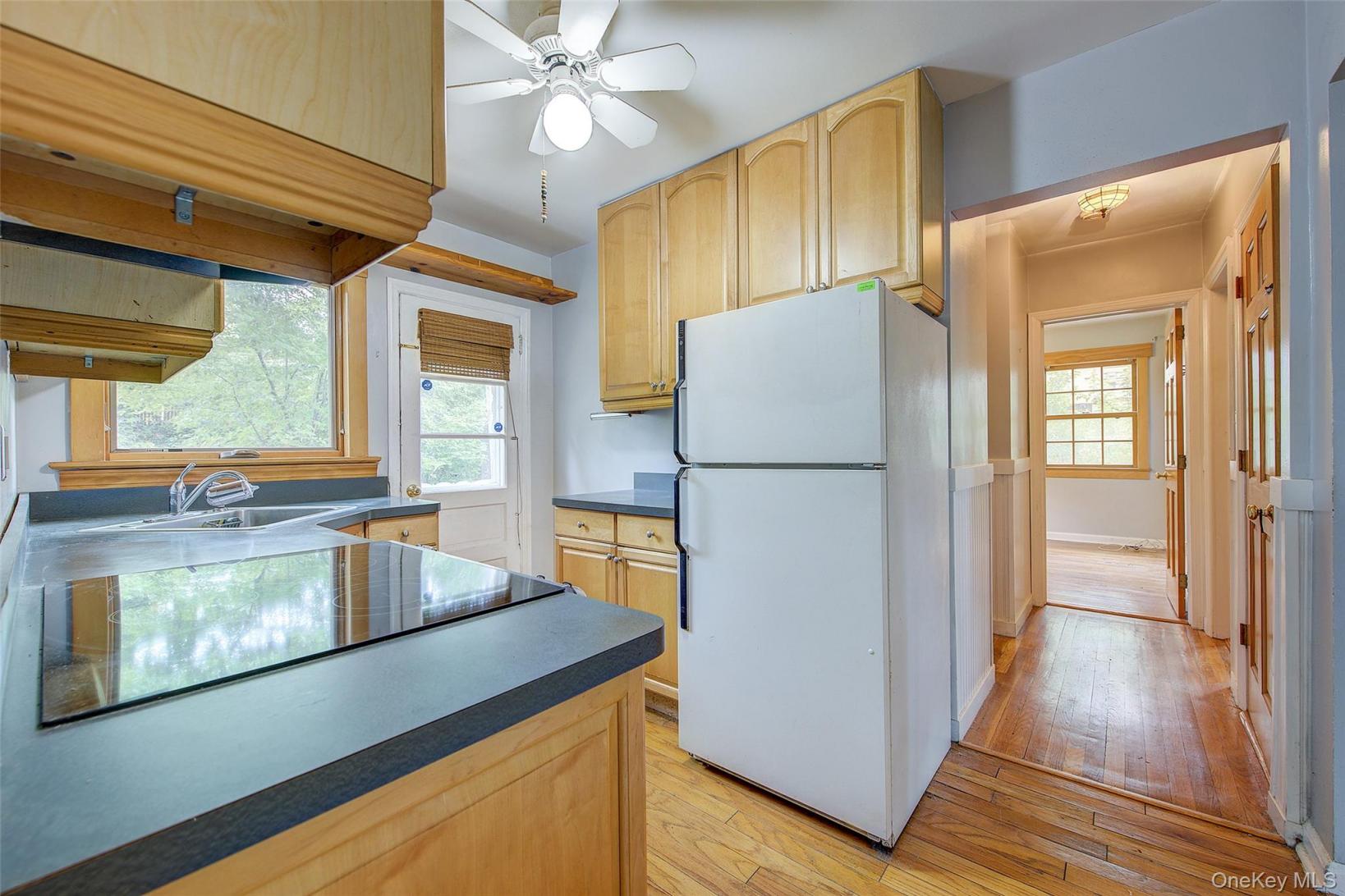 #8 photo, 26-20 210th Place, Bayside , NY 11360