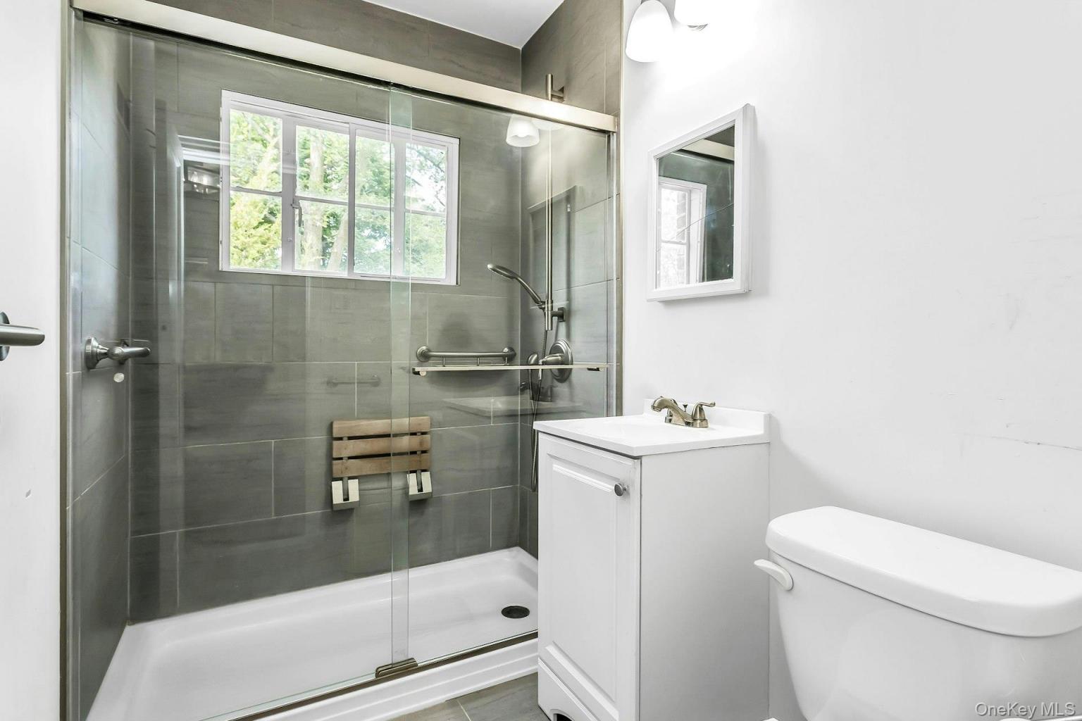 #16 photo, 12-08 152nd Street, Whitestone , NY 11357