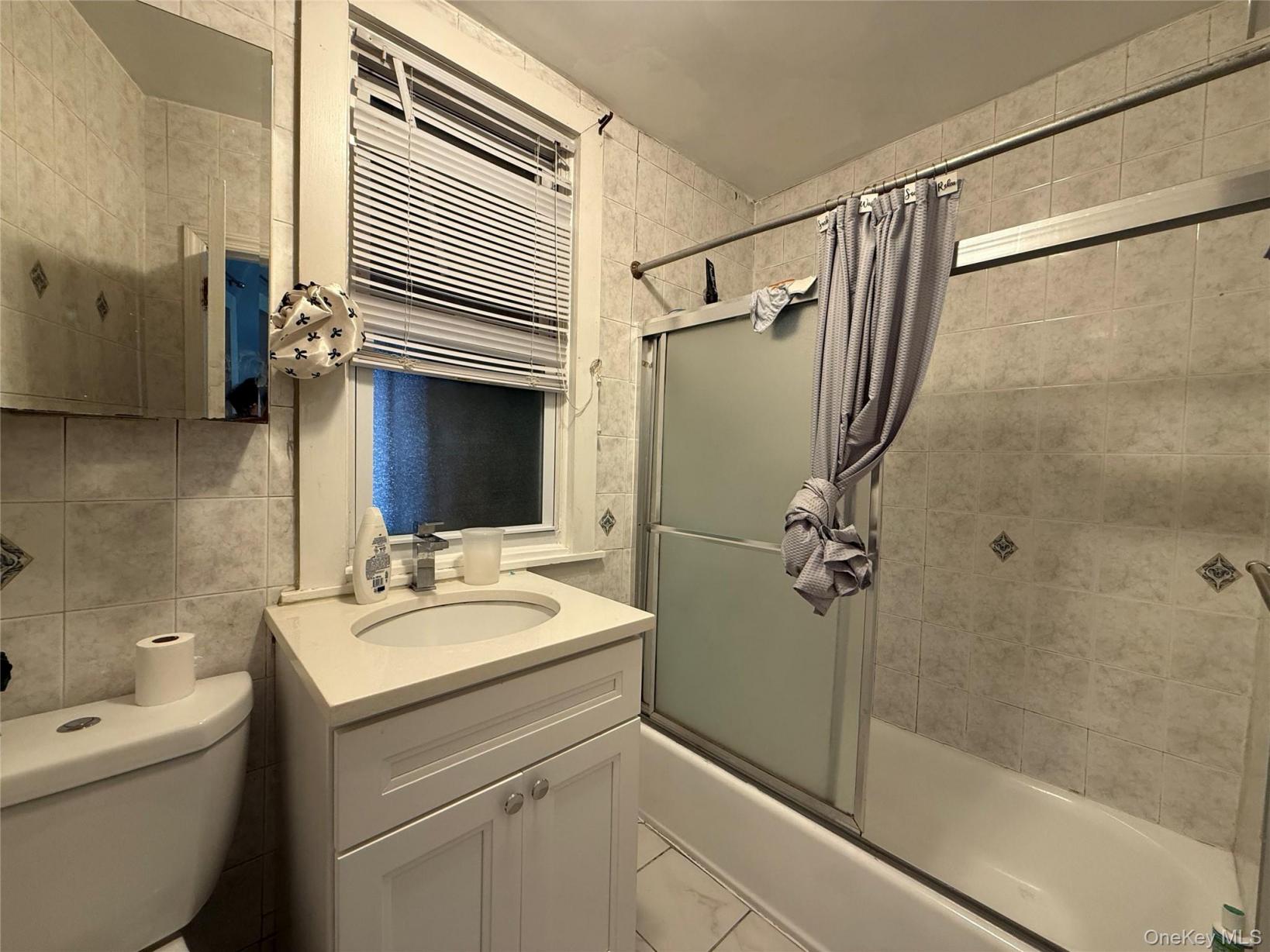 #12 photo, 102-08 39th Avenue, Corona , NY 11368