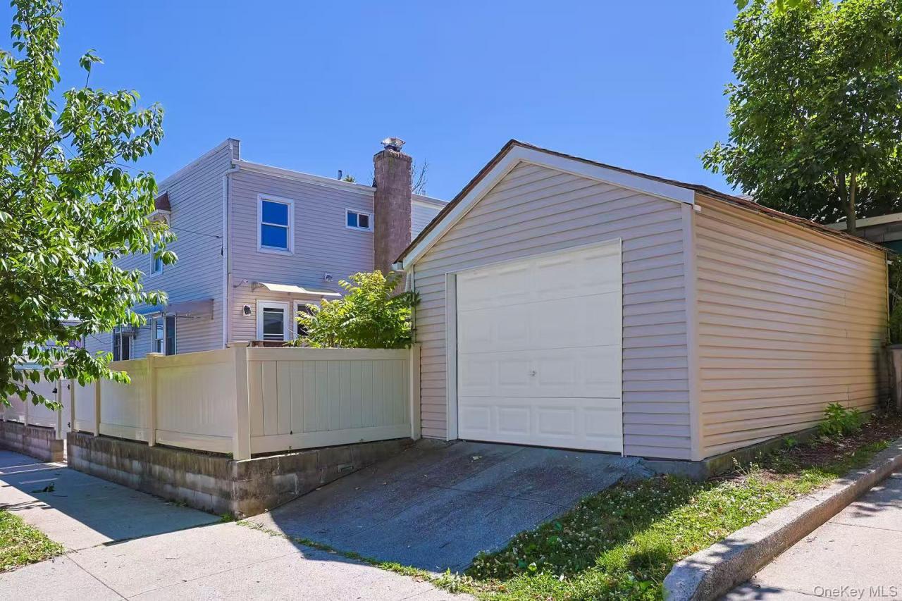 #8 photo, 20219 33rd Avenue, Bayside , NY 11361