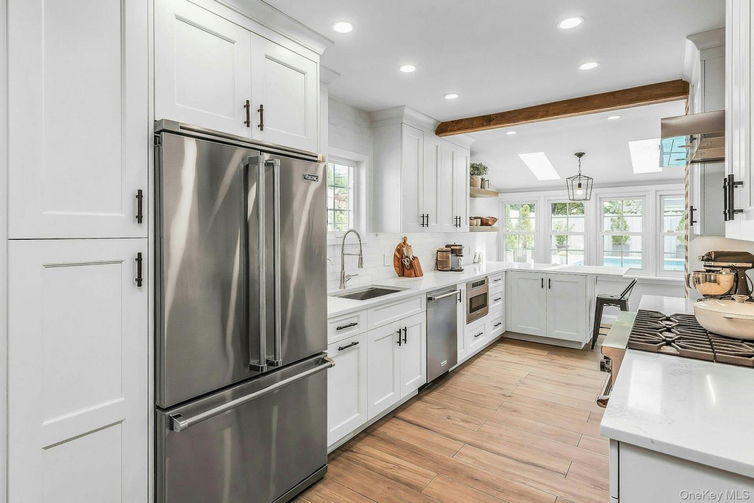 #12 photo, 2337 205th Street, Bayside , NY 11360