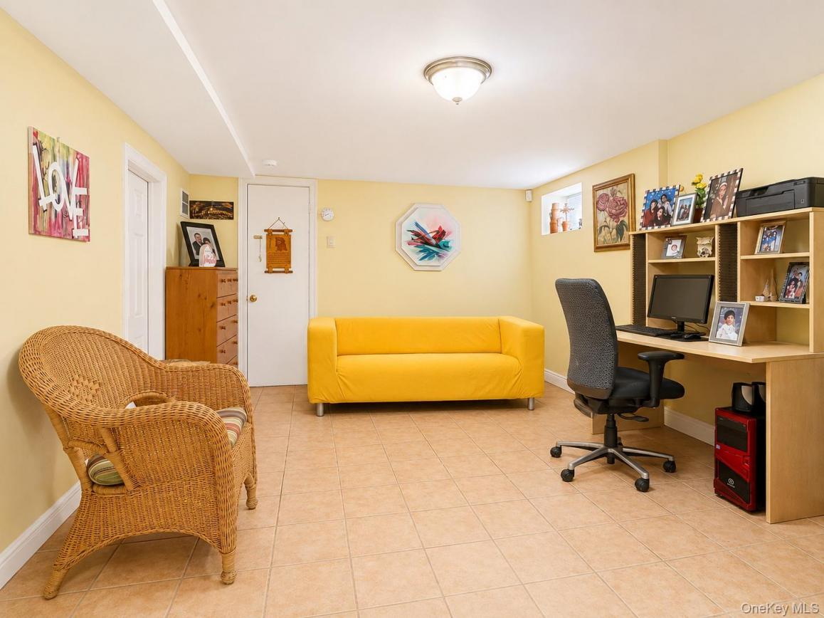 #14 photo, 202-34 46th Road, Bayside , NY 11361
