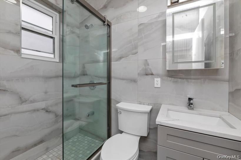 #11 photo, 27-09 Utopia Parkway, Flushing , NY 11358