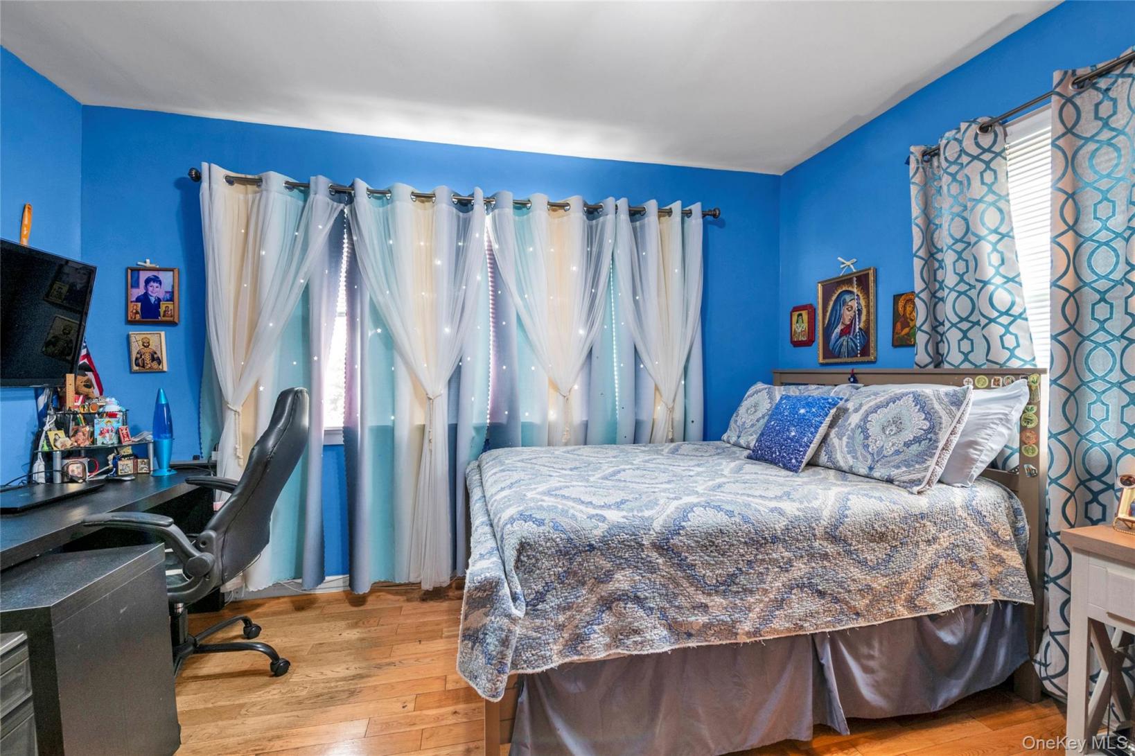 #15 photo, 15424 12th Road, Whitestone , NY 11357