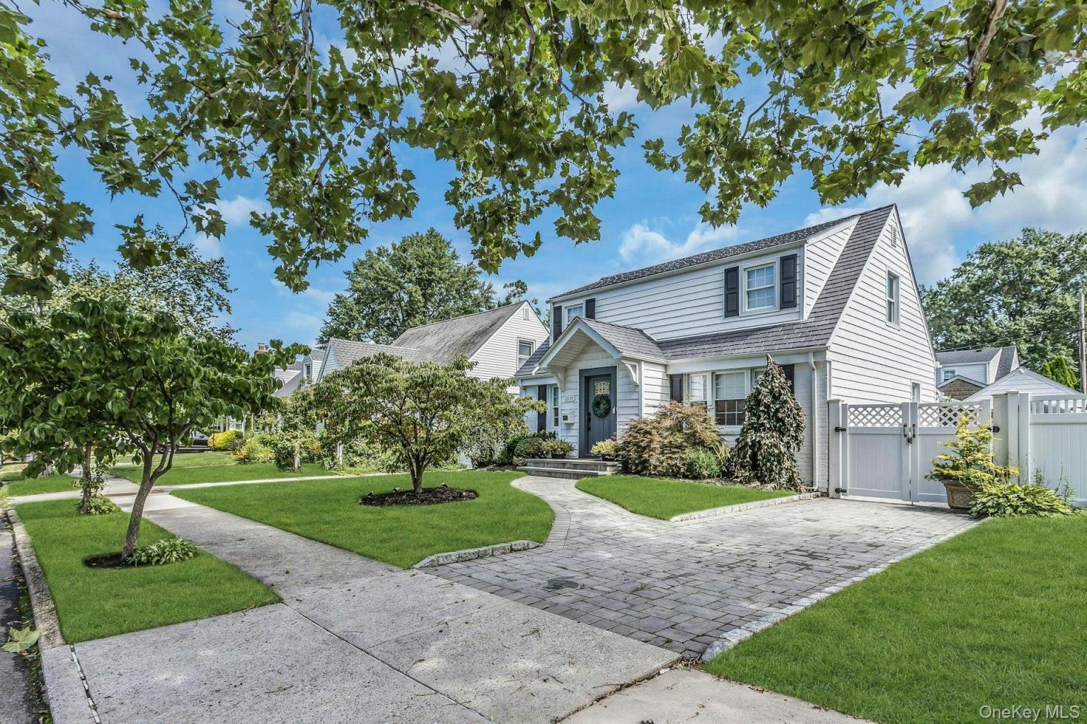 #2 photo, 2337 205th Street, Bayside , NY 11360