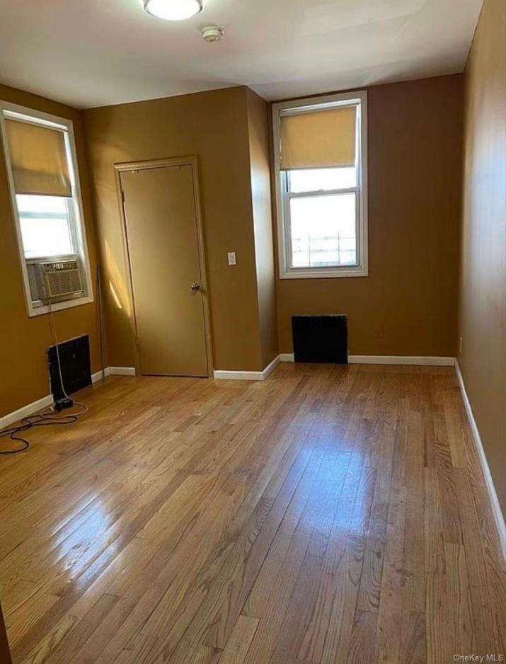 #9 photo, 12214 18th Avenue, Flushing , NY 11356