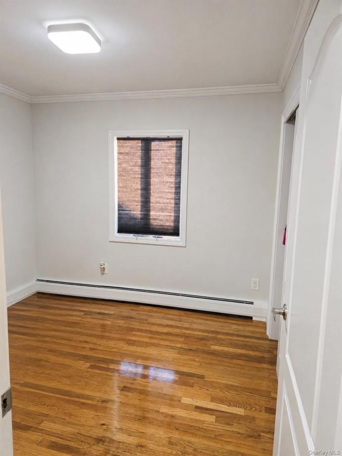 #8 photo, 201-10 26th Avenue, Bayside , NY 11360