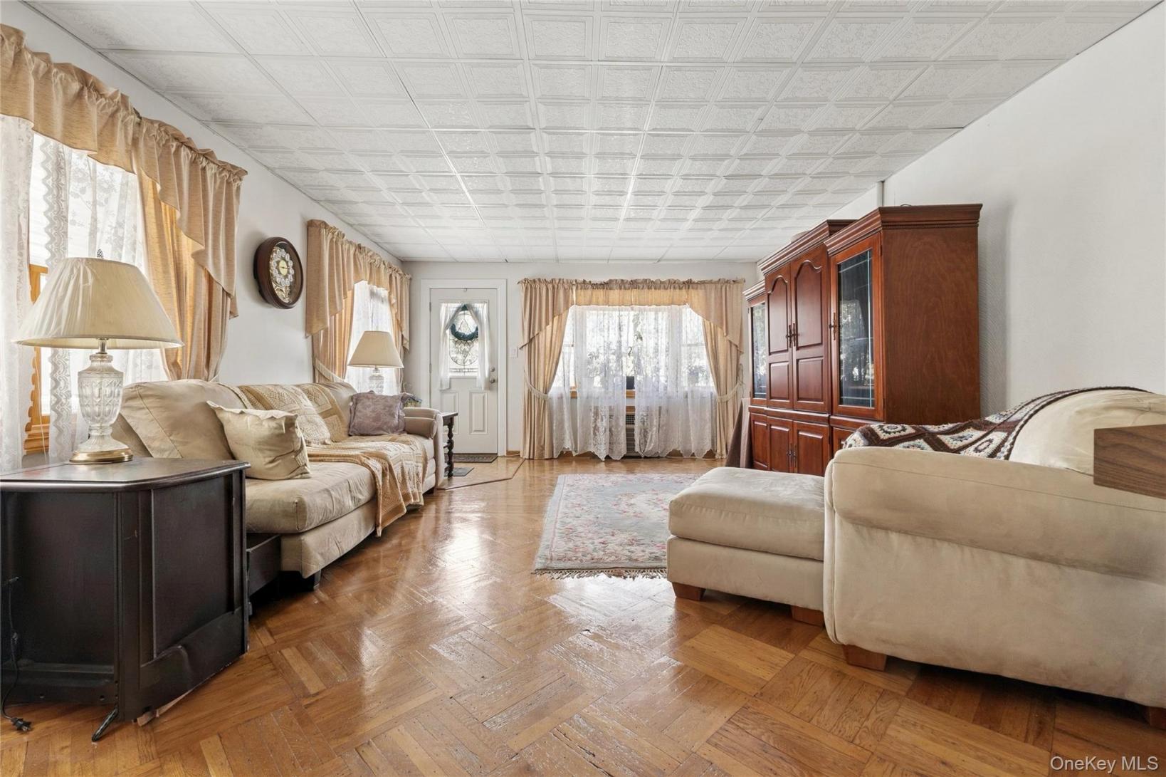 #5 photo, 3236 Jordan Street, Flushing , NY 11358