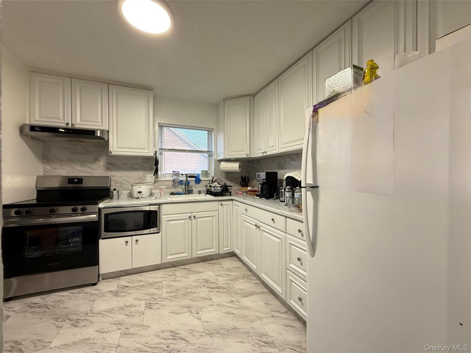 #8 photo, 18-46 College Point Boulevard, College Point , NY 11356
