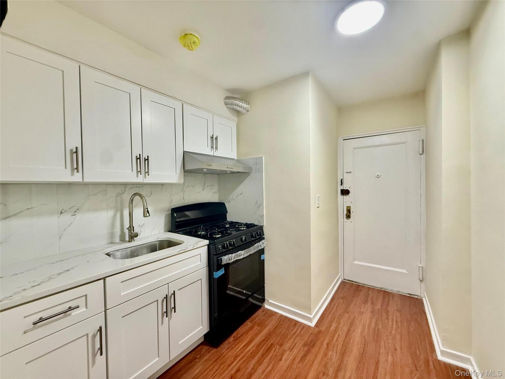 #15 photo, 144-35 Sanford Avenue, Flushing , NY 11355