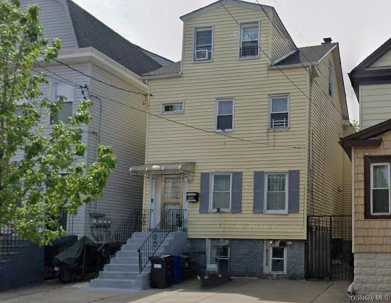#18 photo, 14-18 114th Street, College Point , NY 11356