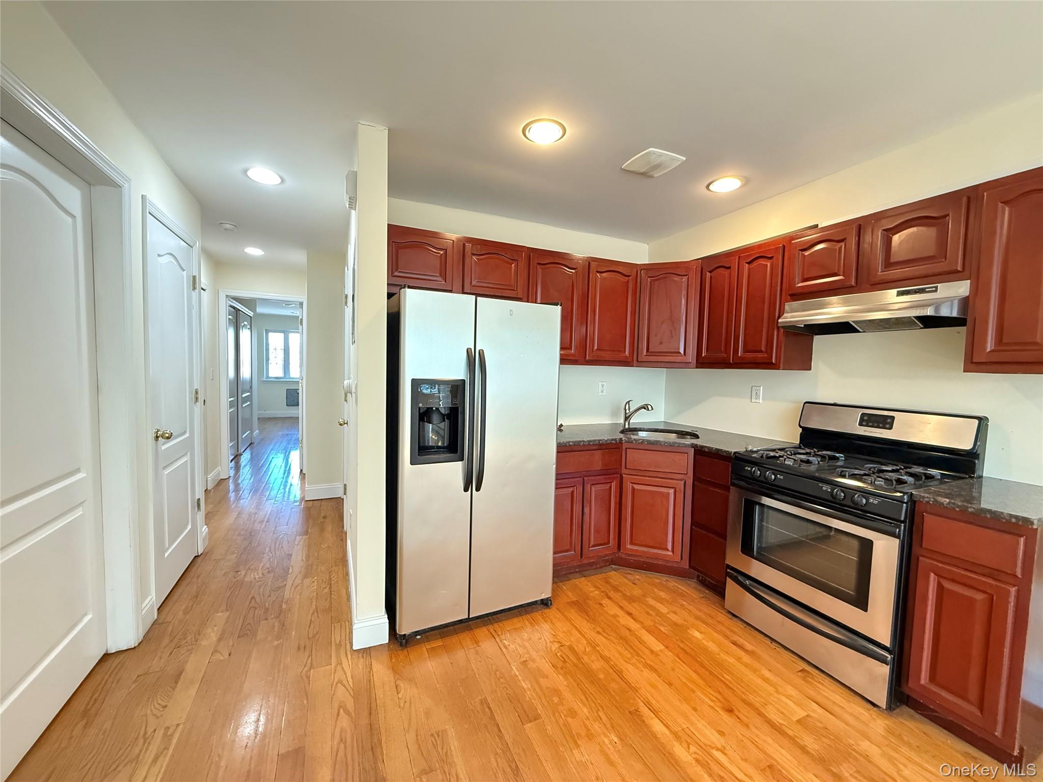 #3 photo, 20-11 College Point Boulevard, College Point , NY 11356