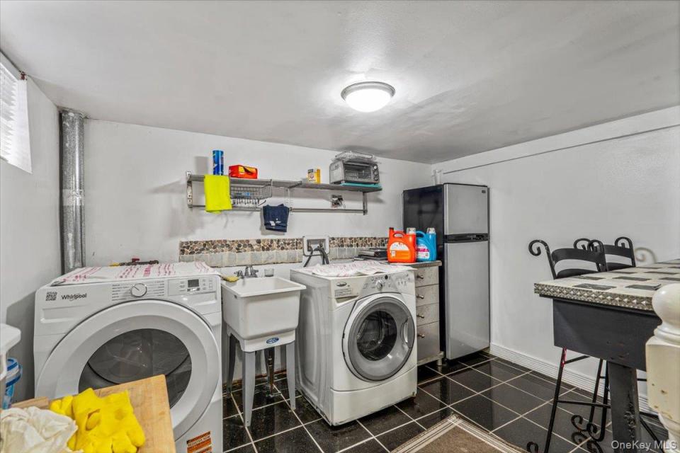 #15 photo, 166-47 25th Avenue, Whitestone , NY 11357