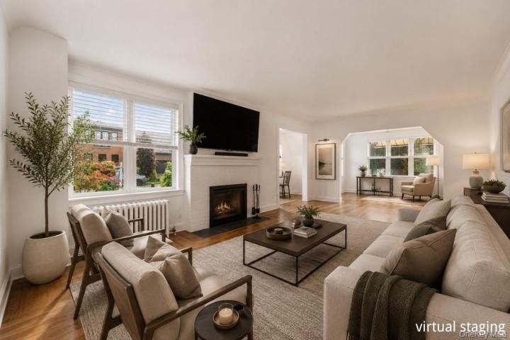 #4 photo, 29-40 214th Street, Bayside , NY 11360