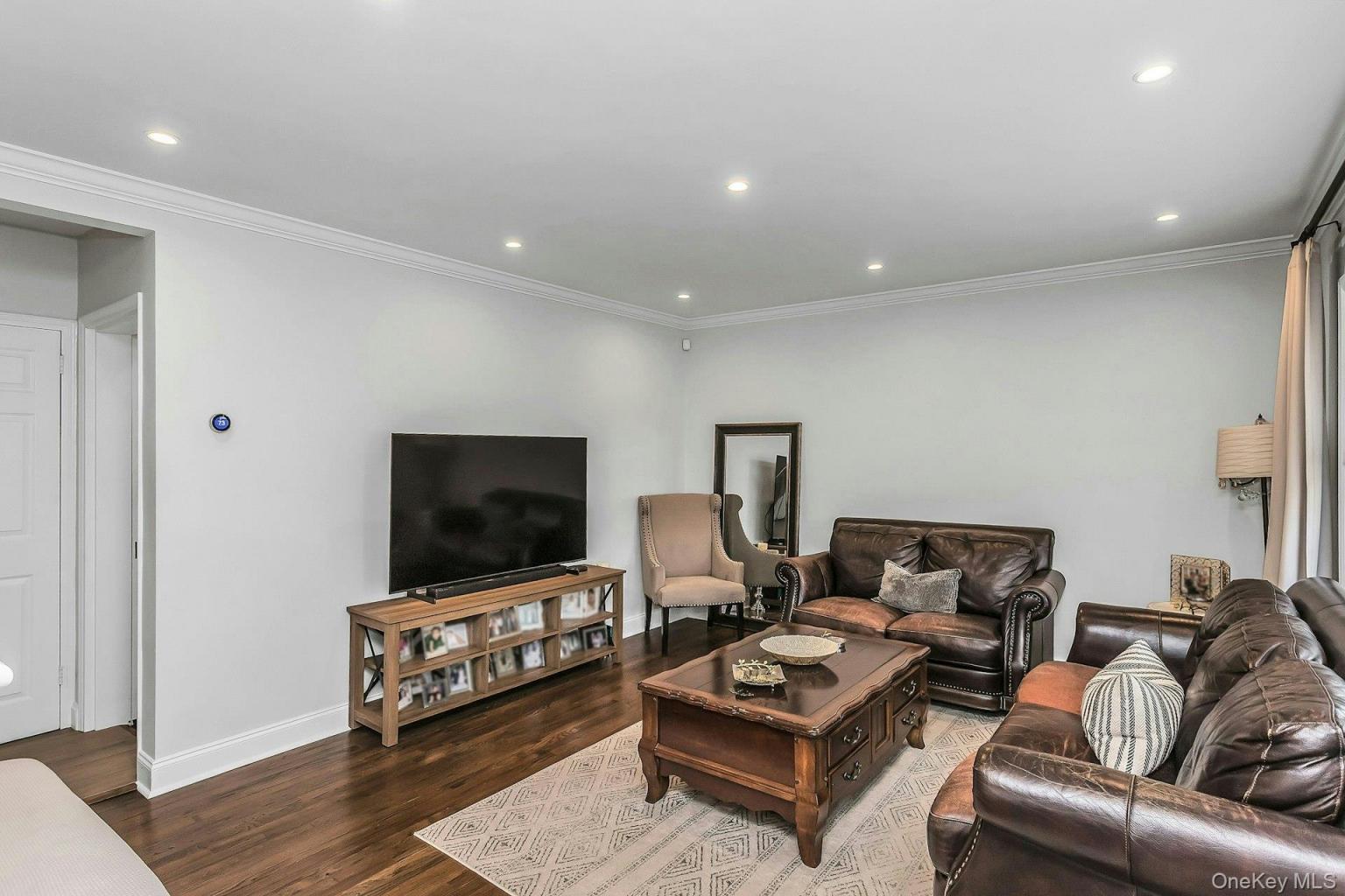 #8 photo, 2337 205th Street, Bayside , NY 11360