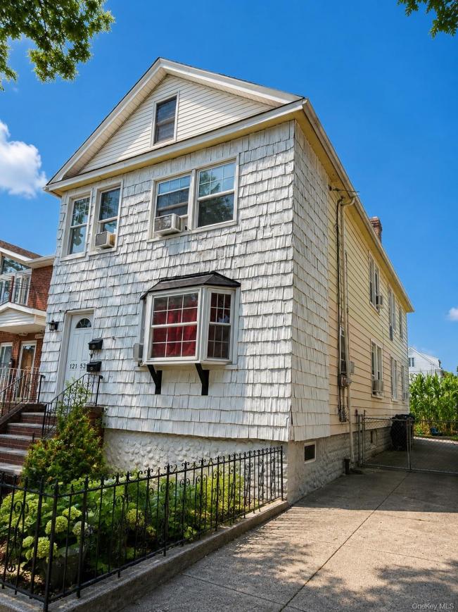 #2 photo, 121-53 6TH Av, Flushing , NY 11356