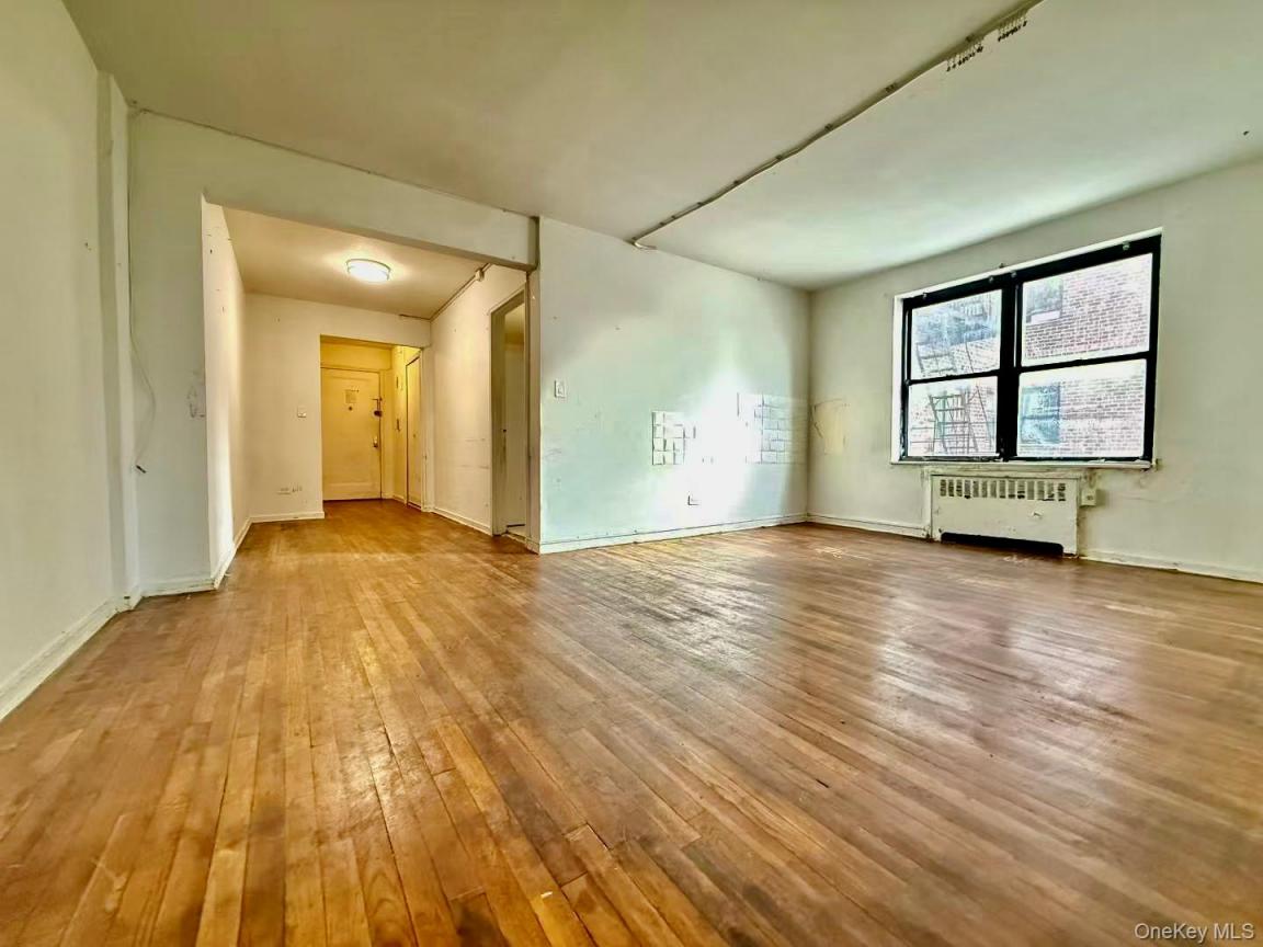 #8 photo, 4410 Macnish Street, Elmhurst , NY 11373